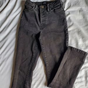 [URBAN OUTFITTERS] Black, high-rise jeans